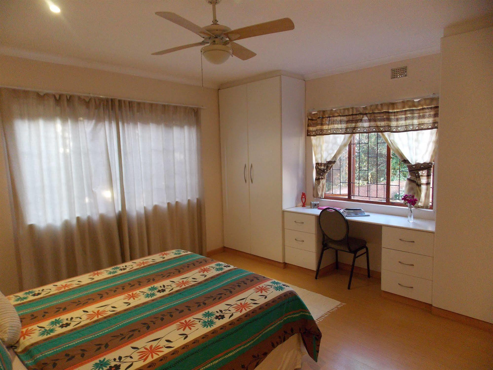 Castelletto Guest House คลูฟ ภายนอก รูปภาพ